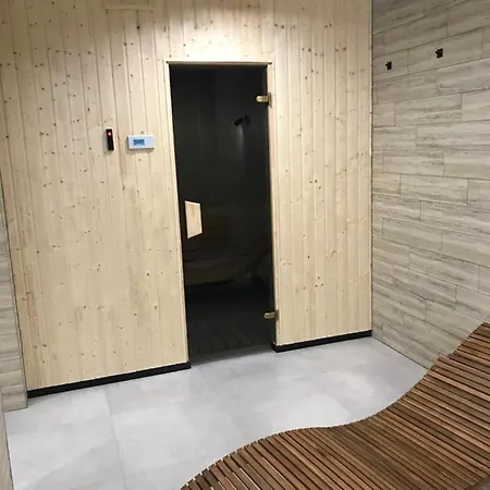 W Kluszkowcach Nad Jeziorem Czorsztynskim Kluszkowce