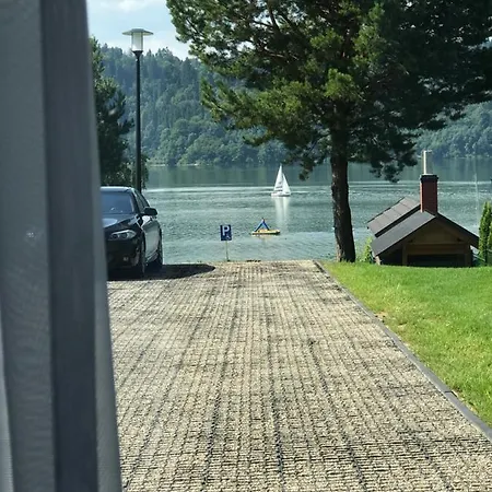 W Kluszkowcach Nad Jeziorem Czorsztynskim Kluszkowce